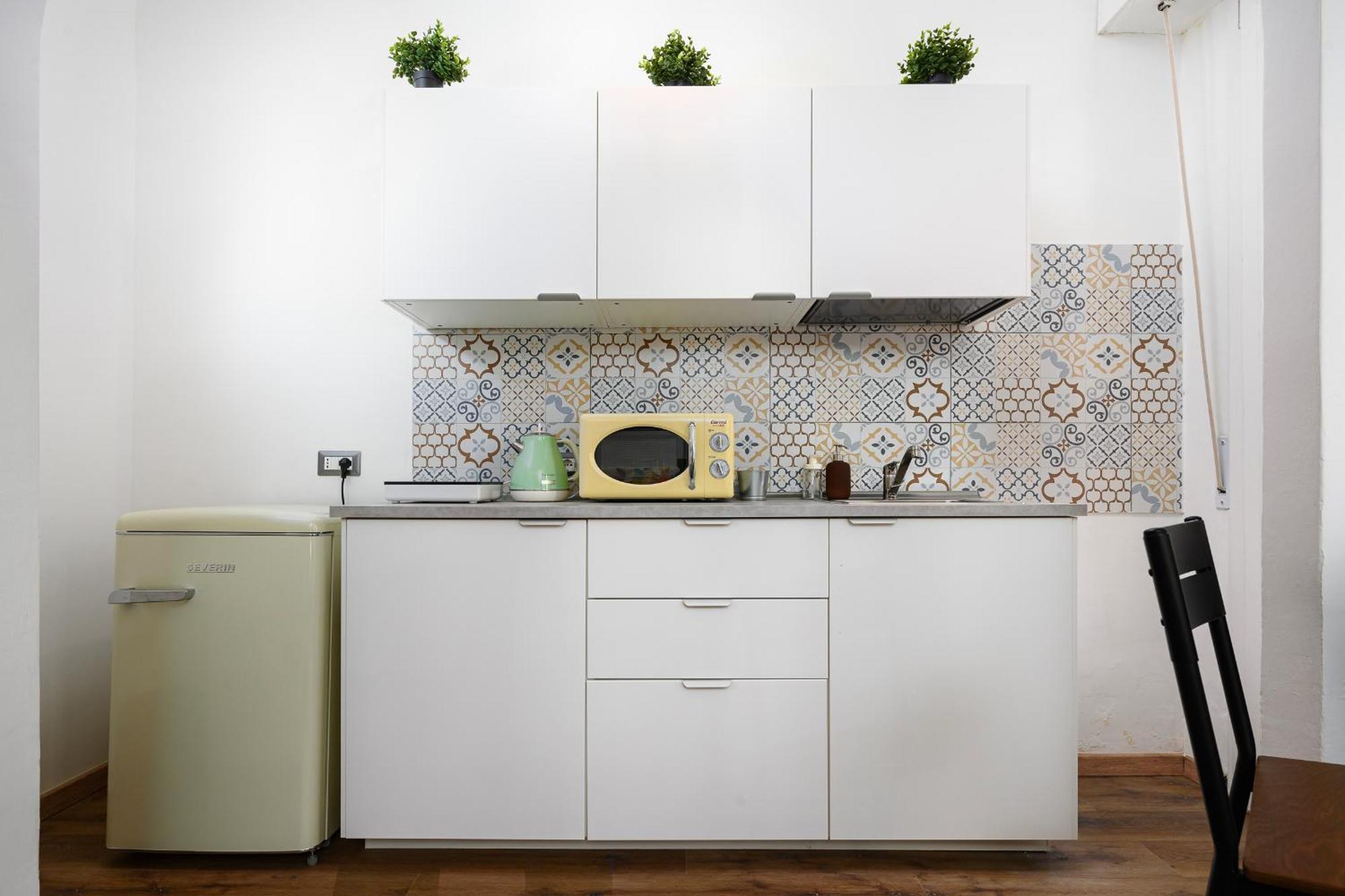Sebino 15 - Monolocale Cool * Milan